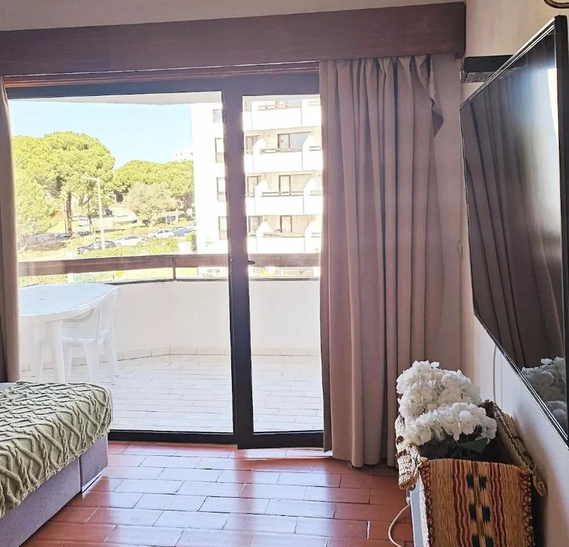 Apartment In Vilamoura With Pool Quarteira 0*,  Portugália
